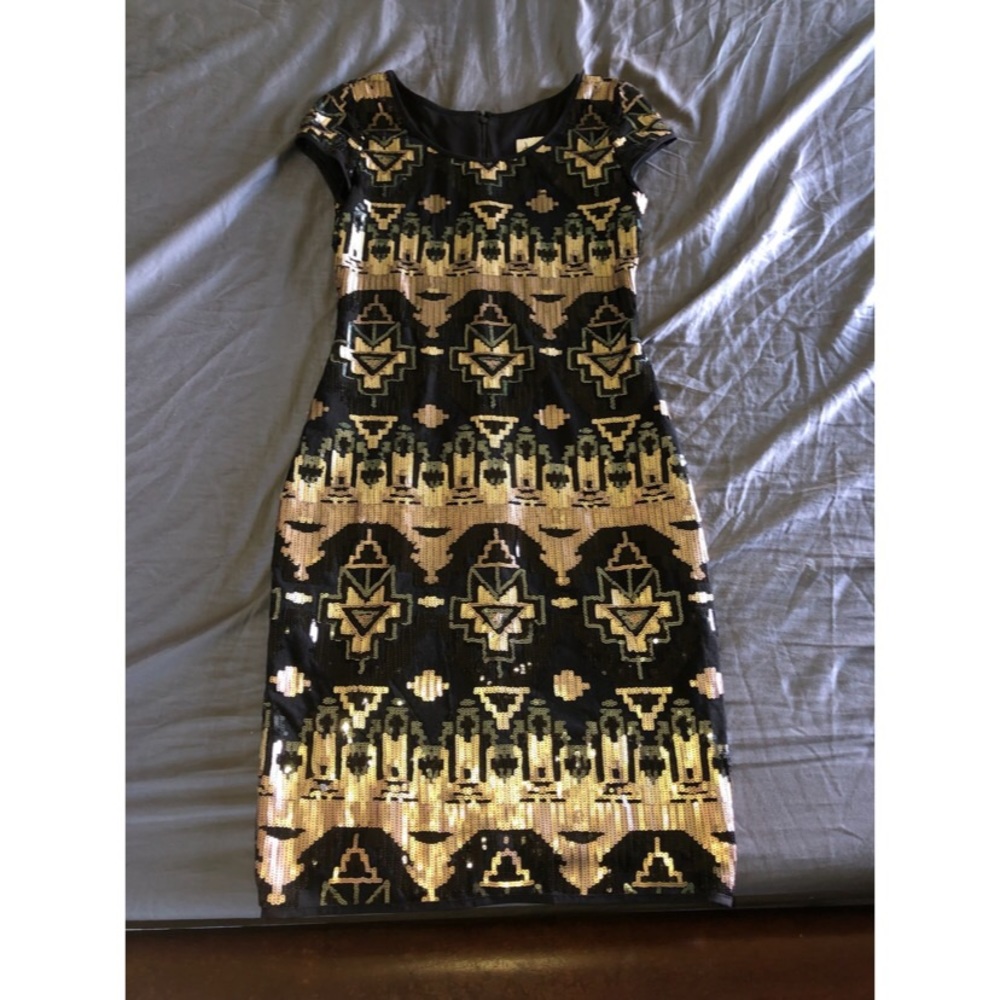 Patterned Sequin Formal Dress